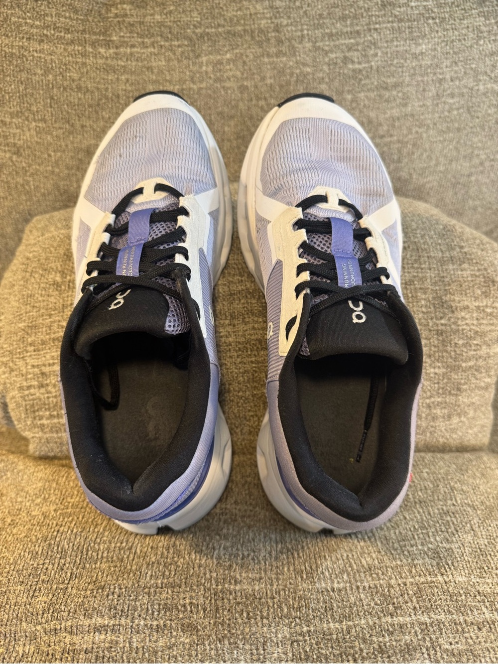 On Cloudrunner 2 Women’s Running Shoes Nimbus/Blueberry Size 10 - Picture 5 of 12